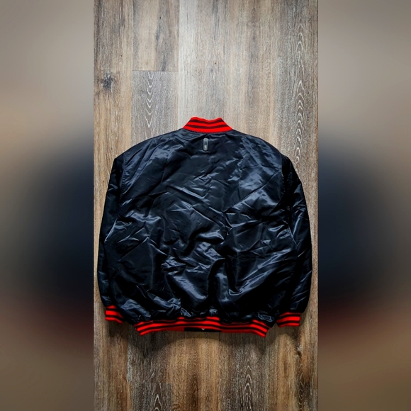 Sixer Jacket - Picture 2 of 2